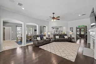 9010 Willow Springs Ln, Conroe, TX 77302 - Photo 11