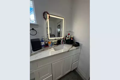 854 T C Jester Boulevard, Houston, TX 77008 - Photo 23