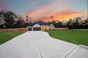 359 Louvenia Ct, Pinehurst, TX 77362 - Photo 39