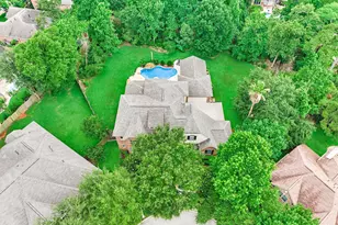 2500 Eagle Post Dr, Conroe, TX 77304 - Photo 3