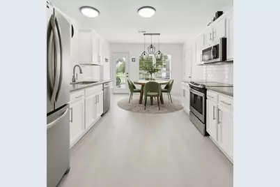 502 Garrett Drive, Magnolia, TX 77354 - Photo 5