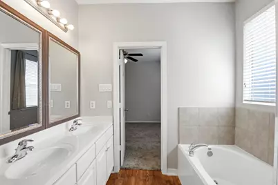 930 Sterling Creek Circle, Katy, TX 77450 - Photo 33