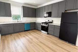7634 Crofton St, Houston, TX 77028 - Photo 7
