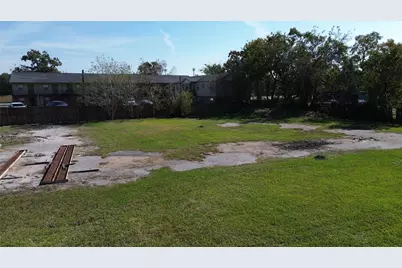 1500 N Alexander Drive, Baytown, TX 77520 - Photo 7