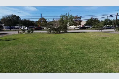 1500 N Alexander Drive, Baytown, TX 77520 - Photo 9