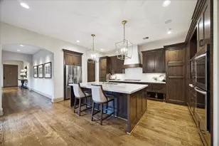 15307 Oyster Creek Ln, Sugar Land, TX 77478 - Photo 5