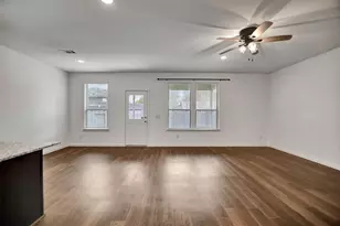 315 Appaloosa Dr, Alvin, TX 77511 - Photo 7