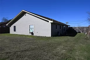 1220 Fairground Ln, Angleton, TX 77515 - Photo 29