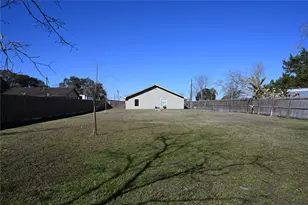 1220 Fairground Ln, Angleton, TX 77515 - Photo 27