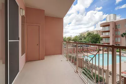 3505 Sage Road #207, Houston, TX 77056 - Photo 15