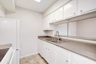 10110 Forum W Dr, Houston, TX 77036 - Photo 5