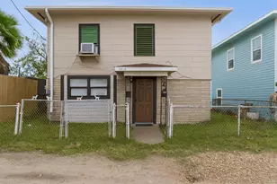 6113 Ave Q 1/2, Galveston, TX 77551 - Photo 1