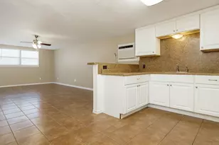 6113 Ave Q 1/2, Galveston, TX 77551 - Photo 7