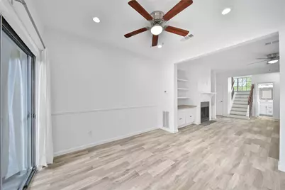 712 Country Place Drive #D, Houston, TX 77079 - Photo 13