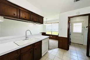 1011 Mccall Ave, Conroe, TX 77301 - Photo 7