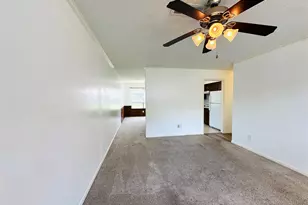1011 Mccall Ave, Conroe, TX 77301 - Photo 3