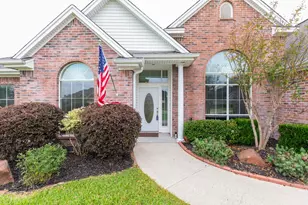 295 Sarah Ln, Lumberton, TX 77657 - Photo 3