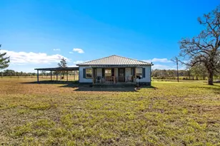 959 Walker Loop, Huntsville, TX 77340 - Photo 5