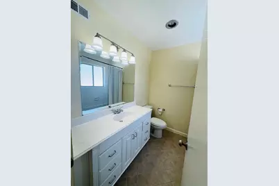 2201 Fountain View Drive #40F, Houston, TX 77057 - Photo 11