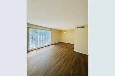 2201 Fountain View Drive #40F, Houston, TX 77057 - Photo 3