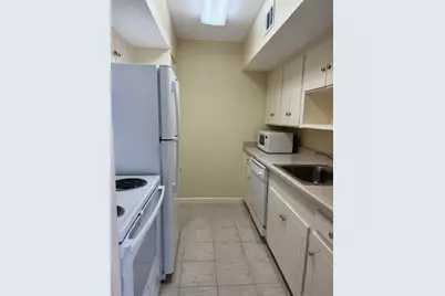 2201 Fountain View Drive #40F, Houston, TX 77057 - Photo 7