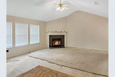 14 S Bristol Gate Place, The Woodlands, TX 77380 - Photo 3