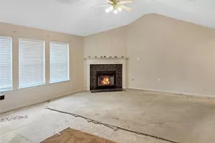 14 S Bristol Gate Pl, The Woodlands, TX 77380 - Photo 3