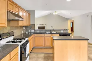 14 S Bristol Gate Pl, The Woodlands, TX 77380 - Photo 7