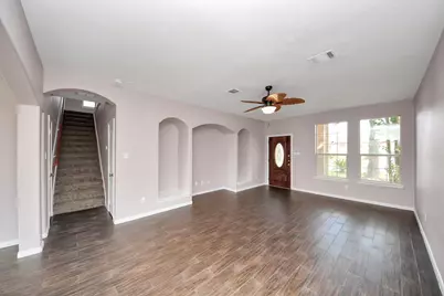 10026 Gil Jr Lane, Houston, TX 77075 - Photo 9