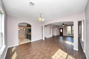 10026 Gil Jr Ln, Houston, TX 77075 - Photo 11