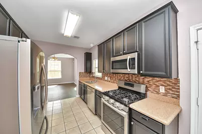 10026 Gil Jr Lane, Houston, TX 77075 - Photo 13