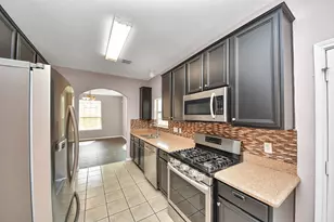 10026 Gil Jr Ln, Houston, TX 77075 - Photo 13