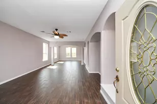 10026 Gil Jr Ln, Houston, TX 77075 - Photo 5