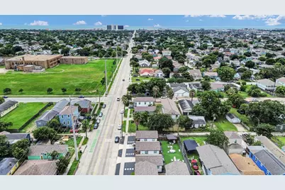 5306 Avenue M 1/2, Galveston, TX 77551 - Photo 31