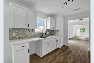 5306 Avenue M 1/2, Galveston, TX 77551 - Photo 15