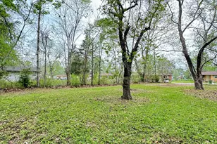 916 Lamar St, Cleveland, TX 77327 - Photo 5