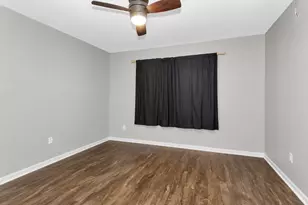 2055 Shadow Rock Dr, Houston, TX 77339 - Photo 27
