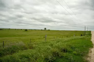 1716 B County Road 469, Coupland, TX 78615 - Photo 19