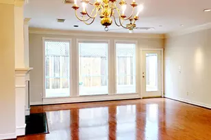 1526 Nevada St, Houston, TX 77006 - Photo 7