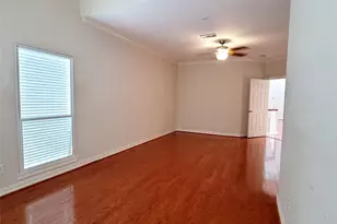 1526 Nevada St, Houston, TX 77006 - Photo 21