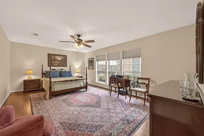 6 Charleston Street S, Sugar Land, TX 77478 - Photo 13