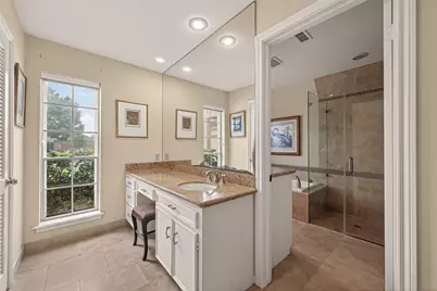 6 Charleston Street S, Sugar Land, TX 77478 - Photo 15
