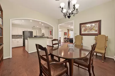 6 Charleston Street S, Sugar Land, TX 77478 - Photo 11