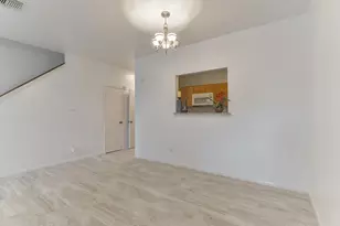 3126 Holly Hall St, Houston, TX 77054 - Photo 11