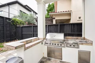 3213 McCulloch Cir, Houston, TX 77056 - Photo 29