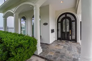 3213 McCulloch Cir, Houston, TX 77056 - Photo 3