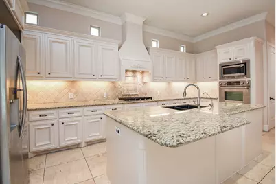3213 McCulloch Circle, Houston, TX 77056 - Photo 13