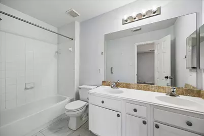 11522 Whittier Bridge Lane, Sugar Land, TX 77498 - Photo 13