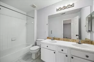 11522 Whittier Bridge Ln, Sugar Land, TX 77498 - Photo 13