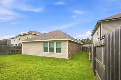 1923 Foxtail Creek Court, Crosby, TX 77532 - Photo 7